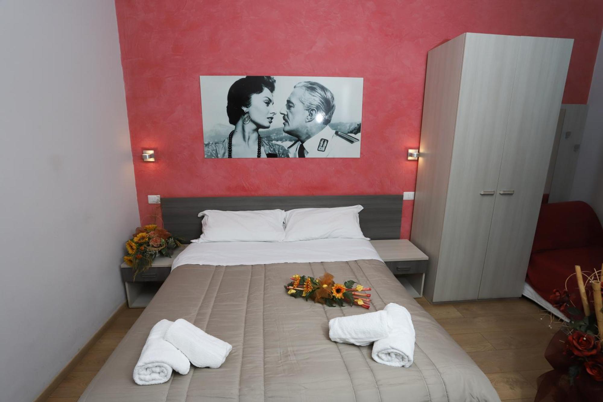Palace King Of Bed & Breakfast *