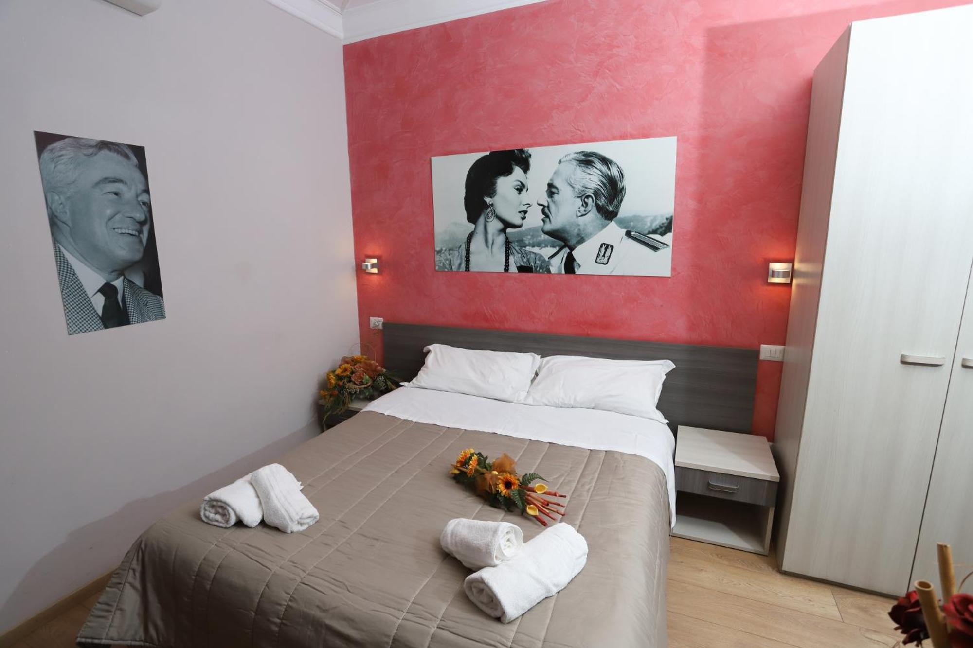Palace King Of Bed & Breakfast